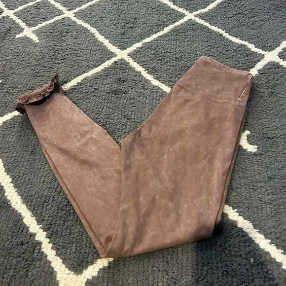 Light Brown Joylab Frill Ankle Leggings - Picture 1 of 5